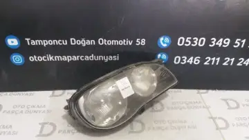 Toyota Corolla Sağ Far 00-05