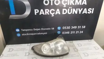 Toyota Corolla Sağ Far 99-02