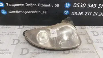 Toyota Corolla Sağ Far 99-02