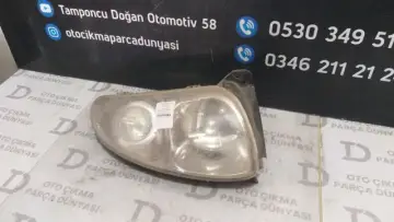 Toyota Corolla Sağ Far 99-02