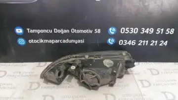 Mitsubishi Carisma Sol Far 02-04