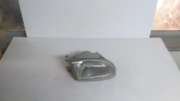 Hyundai Accent Sağ Far 98-00