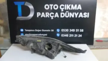 Ford Fiesta Sağ Far 13-17
