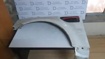 Range Rover Sol Ön Çamurluk