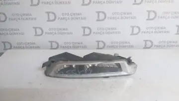 Volkswagen Passat Sağ Sis Farı