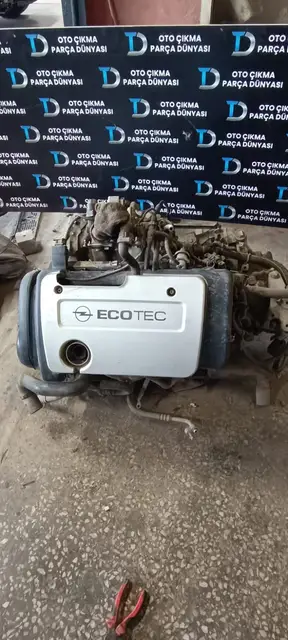 Opel Astra J Komple Motor