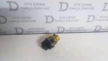 Opel Astra J Sağ Sis Farı
