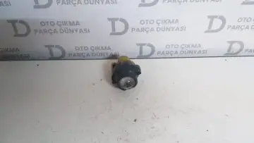 Opel Astra J Sağ Sis Farı