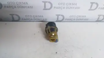 Opel Astra J Sağ Sis Farı