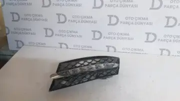 Mercedes C Serisi Sağ Sis Farı