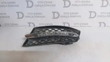 Mercedes C Serisi Sağ Sis Farı