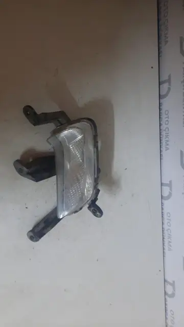 Hyundai Elentra Sağ Sis Farı