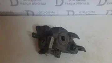 Volkswagen Jetta Sağ Sis Farı