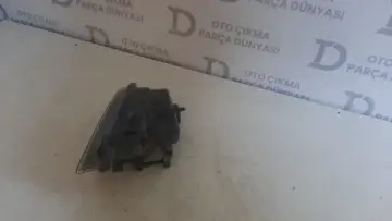 BMW 5 Serisi Sağ Sis Farı
