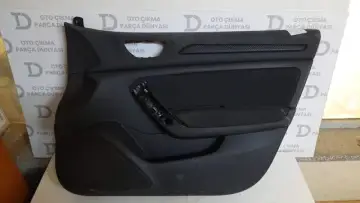 Renault Megane 4 Sağ Ön Kapı Döşemesi