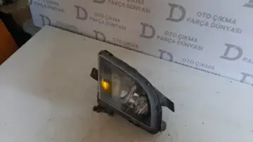 Volkswagen Jetta Sağ Sis Farı (Cam Çatlak)