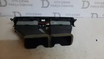 BMW 5 Serisi Havalandırma Izgarası