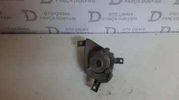 BMW 3 Serisi Sağ Sis Farı