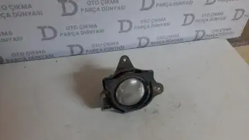 Toyota Hilux Sağ Sis Farı