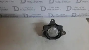 Toyota Hilux Sağ Sis Farı