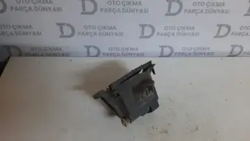 Toyota Hilux Sağ Sis Farı