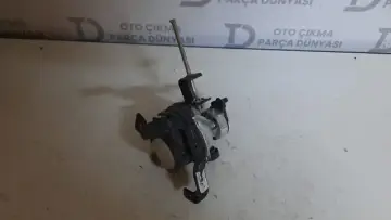 Kia Ceed Sağ Sis Farı