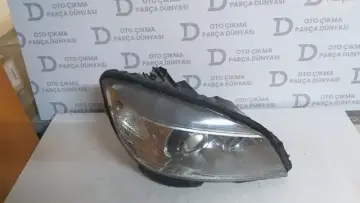Mercedes C Serisi Sağ Far Beyinli W 204 09-12