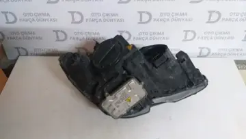 Mercedes C Serisi Sol Far Beyinli W 204 12-19