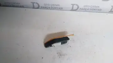 Mercedes E Serisi Sağ Tampon Reflekrörü W 210