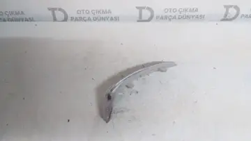 Peugeot 208 Sağ Ayna Sinyali