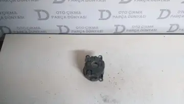 Renault Megane 2 Sağ Sol Uyumlu Sis Farı