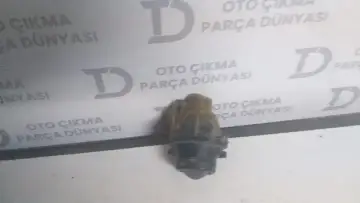 Opel Astra J Sağ Sis Farı