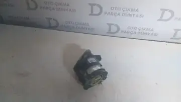 Opel Astra J Sol Sis Lambası