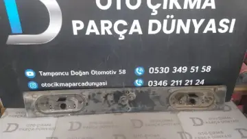 Renault 19 Hb Arka Reflektör Işık Bandı