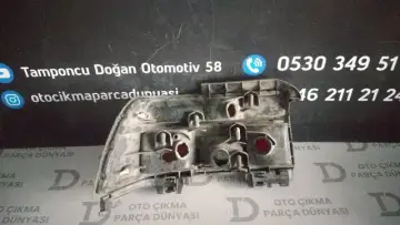 Toyota Corolla Sağ Stop E.Kasa