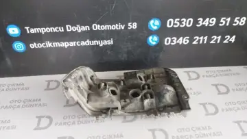 Toyota Corolla Sağ Stop E.Kasa