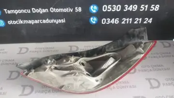 Opel Insignia Sol Stop Cam Çatlak