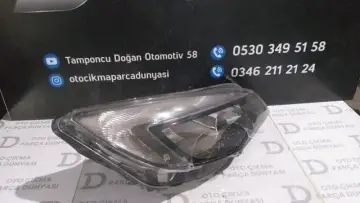Opel Astra J Sağ Far Cam Kırık