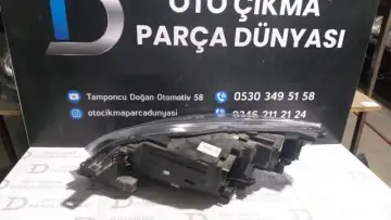 Ford Kuga Sağ Far