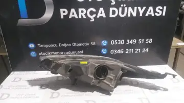 Ford Fiesta Sağ Far