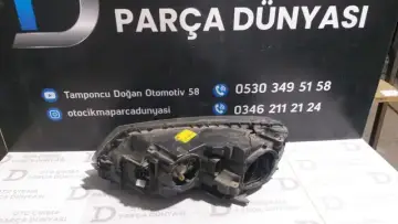 Skoda Octavia Sağ Far-14 Cam Çatlak