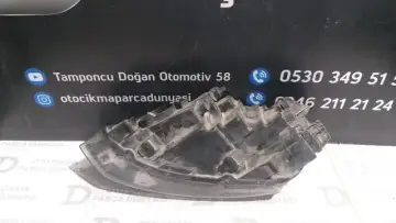 Volkswagen Polo Sağ Far