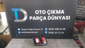 Peugeot 3008 Sol İç Stop Cam Kırık