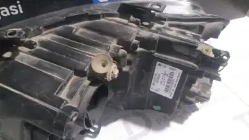 Volkswagen Polo Sağ Far