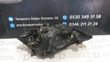 Honda City Sol Far Cam Çatlak