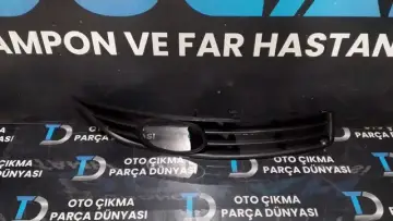 Volkswagen Passat Sağ Sis Çerçevesi 2005