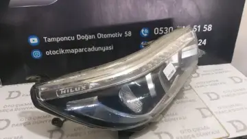 Toyota Hilux Sağ Far
