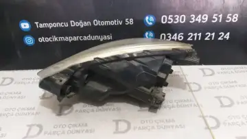 Nissan Micra Sağ Far