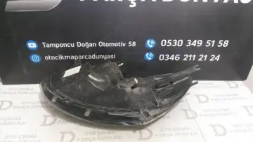 Renault Clio 4 Sağ Far