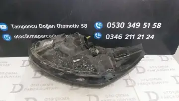 Renault Clio 4 Sağ Far